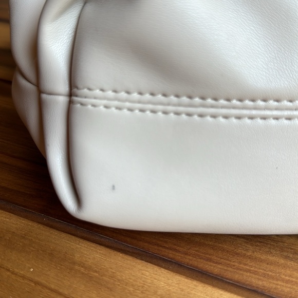 THE PARKER BAG - Picture 4 of 7